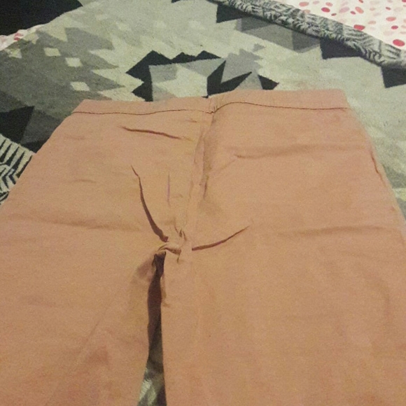 Ladies capris - Picture 2 of 3